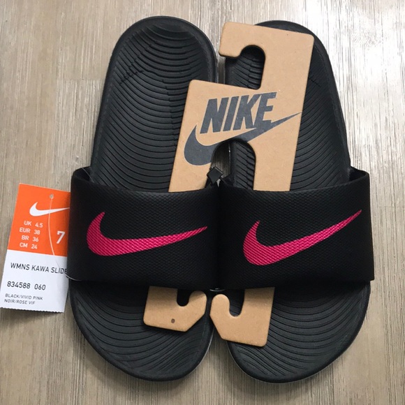 Nike Women’s Kawa Slide Sandal - NEW